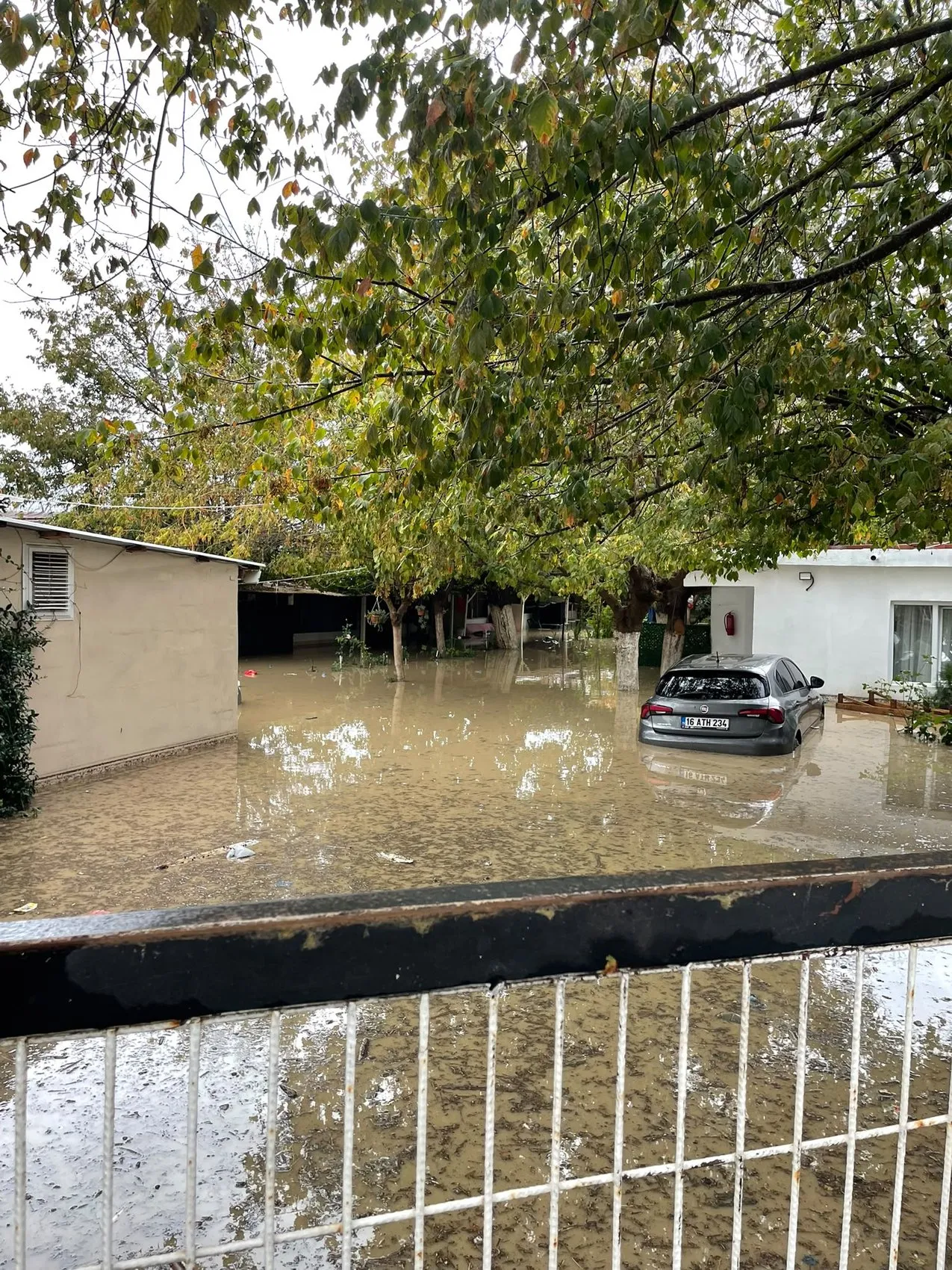 Mudanya'da kabus dolu saatler: Mahsur kalanlar için zamana karşı yarış