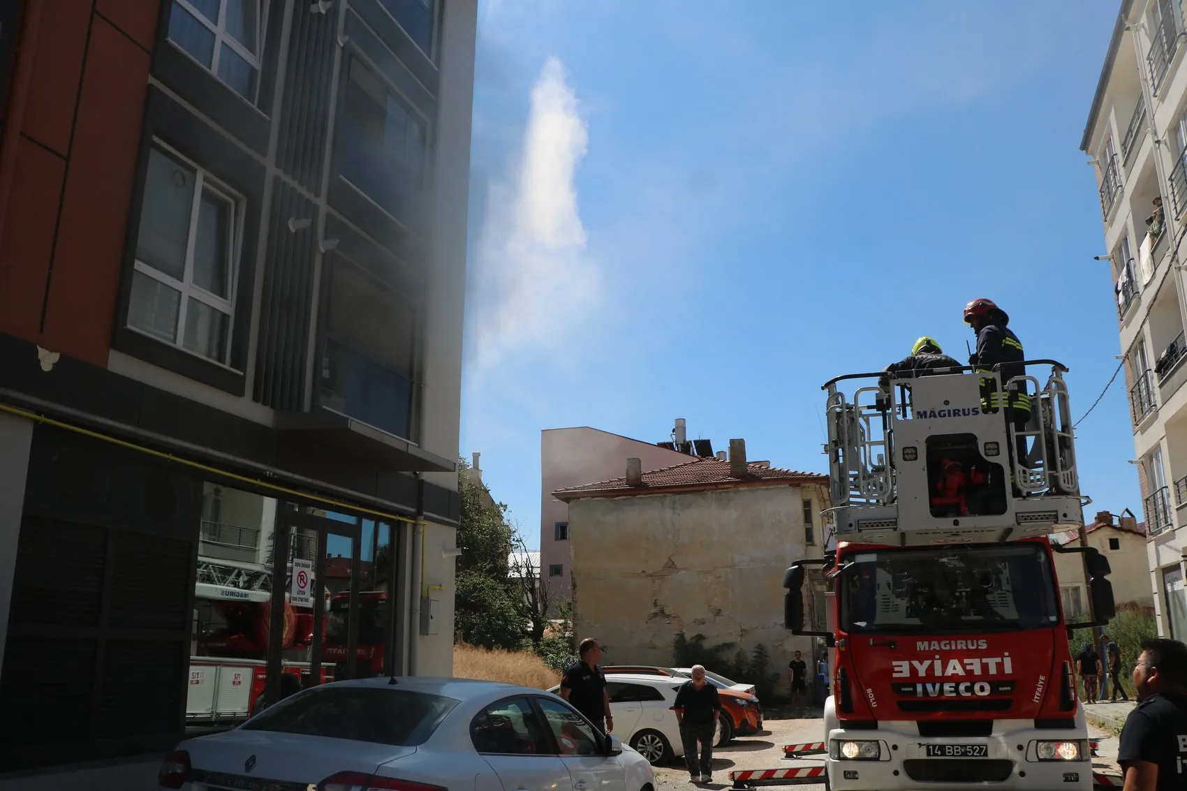 Bolu'da korku dolu anlar: Evin banyosundan yükselen dumanlar anneyi yıktı
