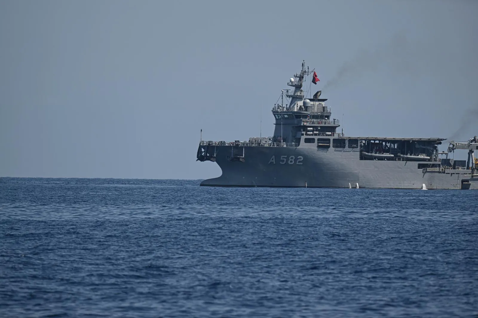 Akdeniz'in derinliklerinde zamana karşı yarış: Girne açıklarında kritik operasyon