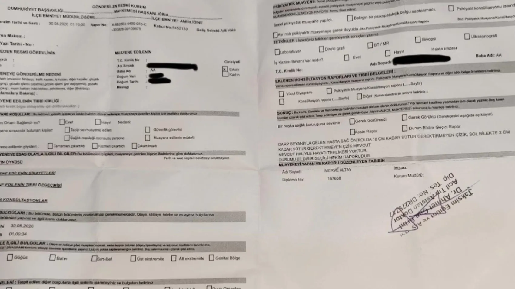 İstanbul'un göbeğinde dehşet dolu anlar: Takside gasp ve bıçaklı saldırı iddiası