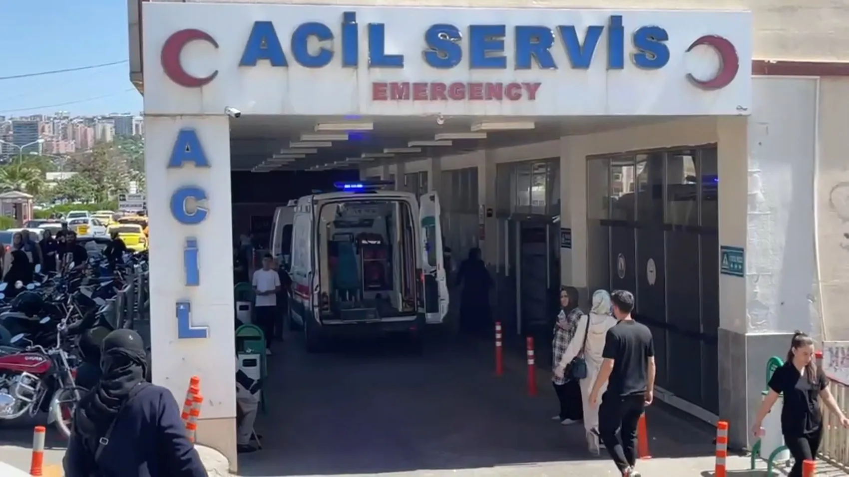 Acı dolu dönüş yolunda büyük trajedi: Taziye ziyareti sonrası aile yok oldu