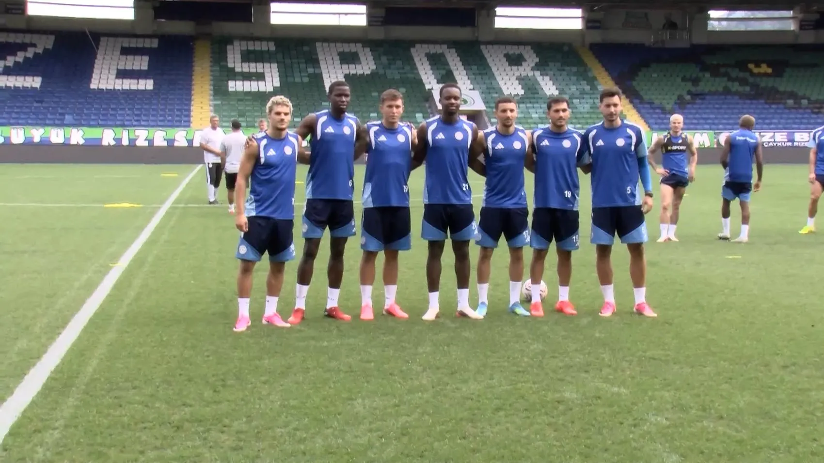 Rizespor'da yeni dönem: Gençleşen kadroyla hedefler büyüyor