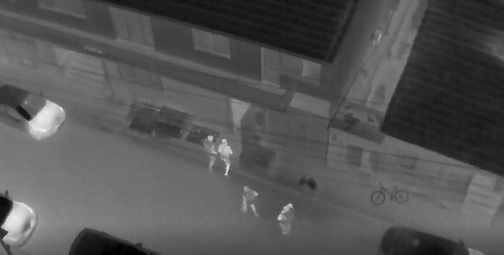 Biga'da Yıldızlar çetesine şafak baskını: 8 kişi kıskıvrak yakalandı