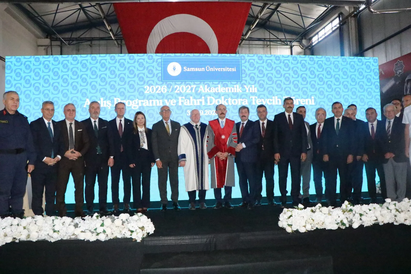 Samsun'da kürsüye çıkan Mehmet Muş'tan çarpıcı tespit: Dünya devasa bir borç sarmalının içinde
