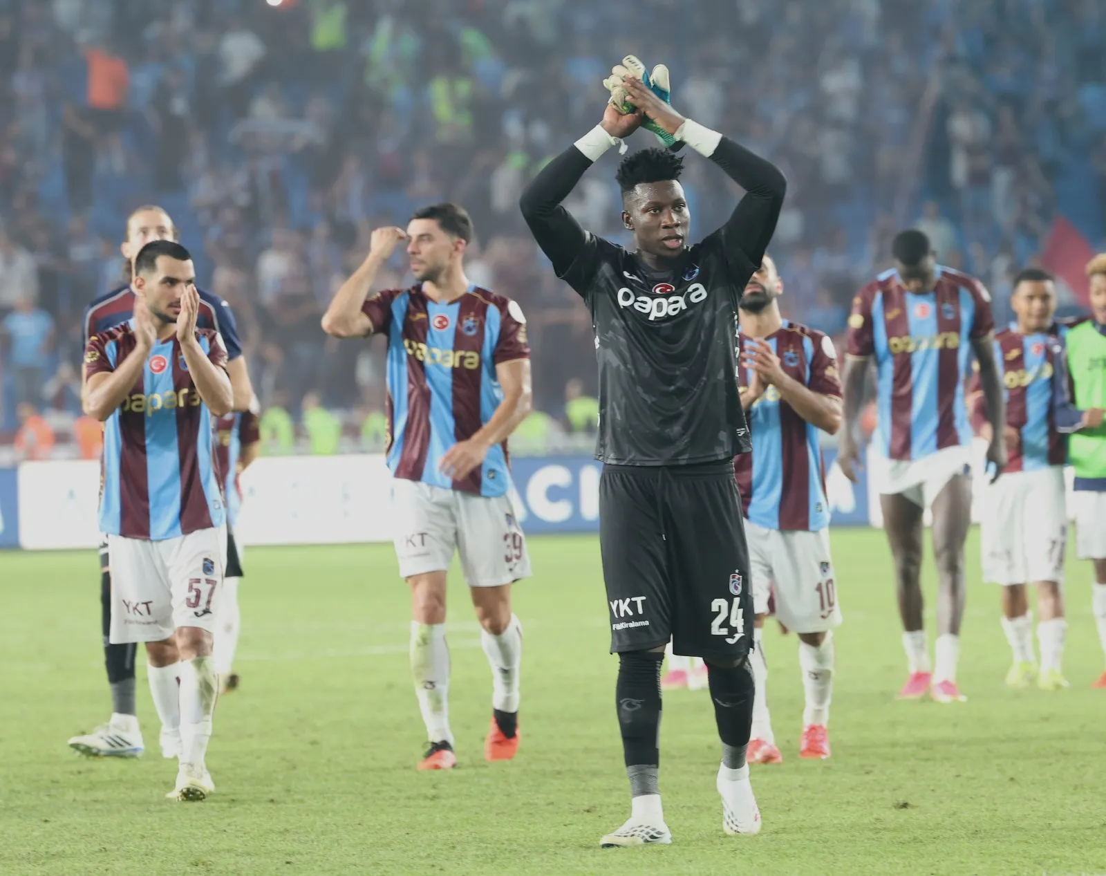 Trabzonspor'un kalesinde devleşen isim: Andre Onana sadece kurtarmıyor, oyunu da kuruyor