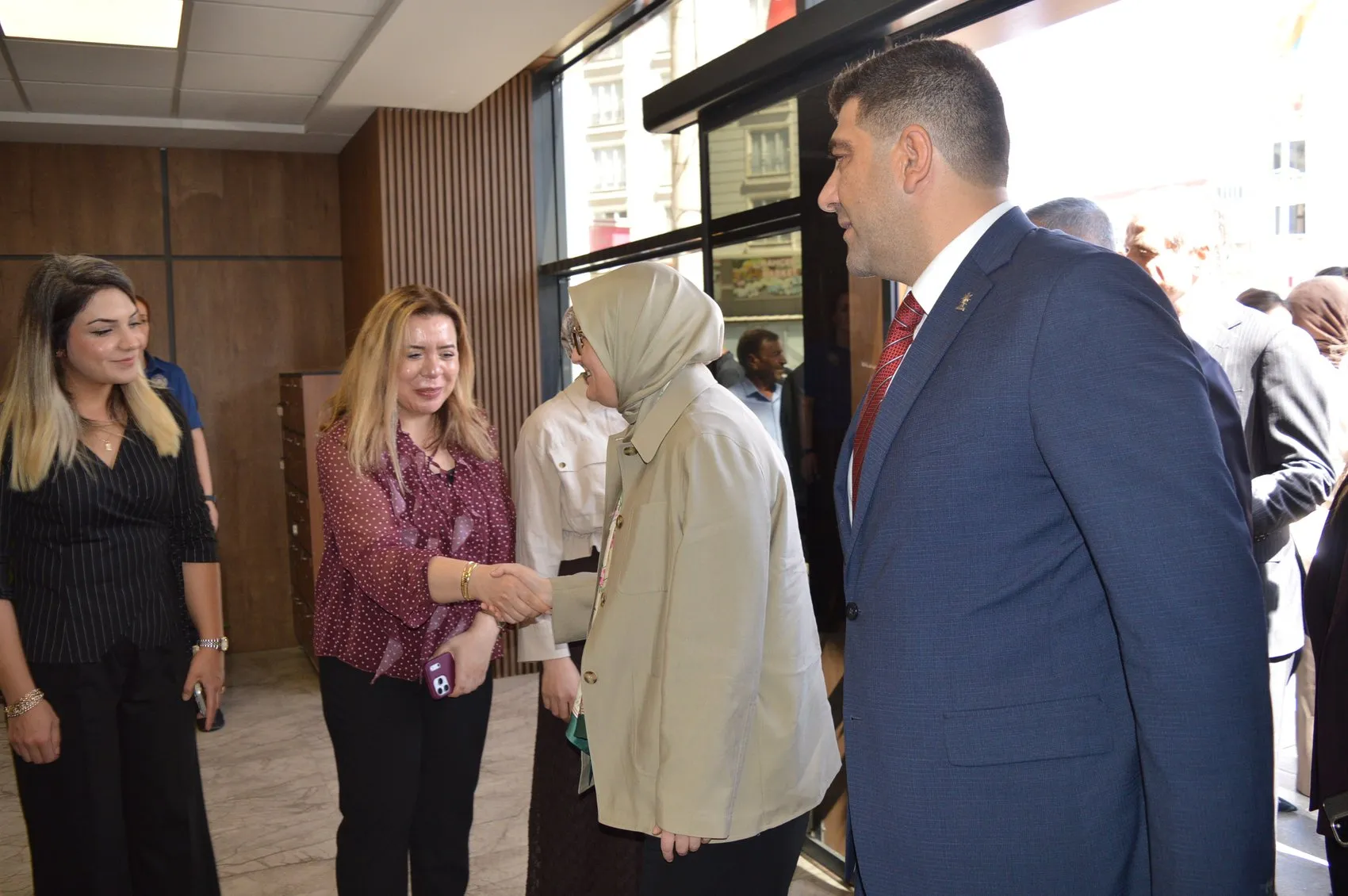 Mardin'de dikkat çeken transfer: Siyasi saflarda yeni dönem mesajı
