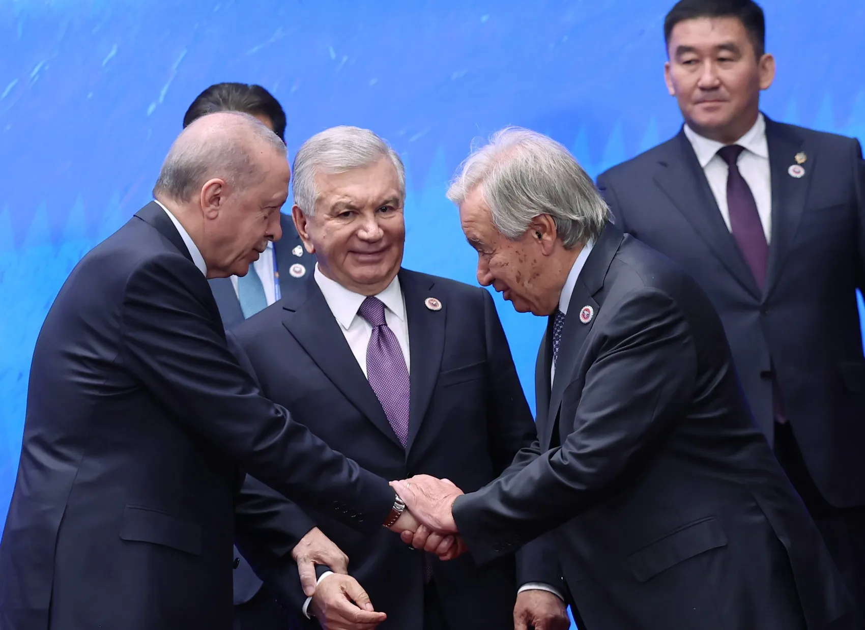Bişkek'te kritik zirve: Erdoğan Şanghay İşbirliği Örgütü'nün masasında