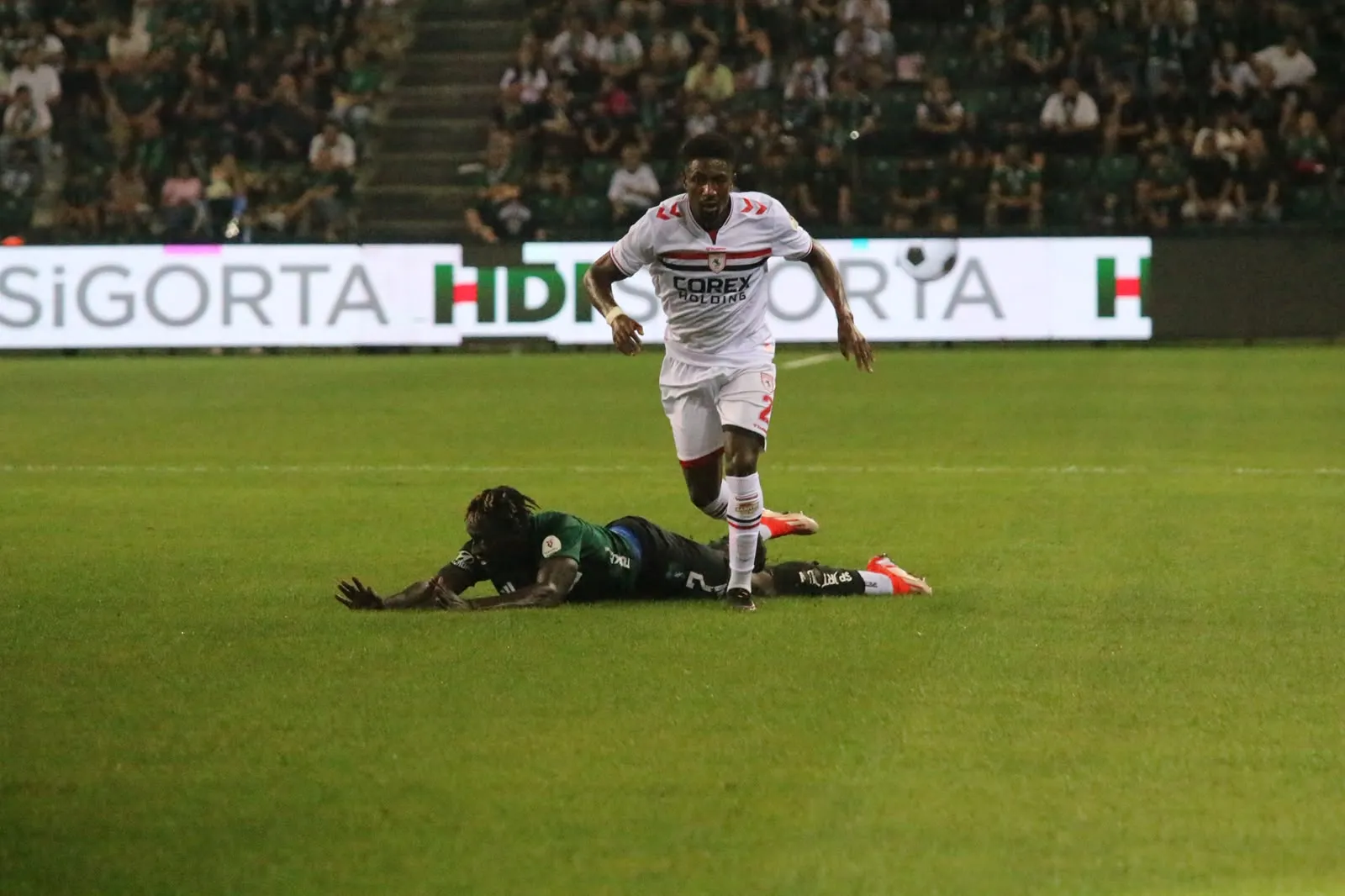 Kocaelispor evinde hata yapmadı: Samsunspor karşısında altın değerinde üç puan
