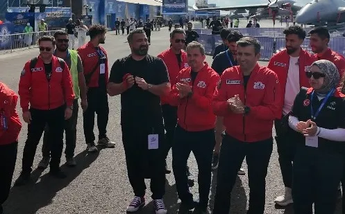 Şanlıurfa'da TEKNOFEST coşkusu: Selçuk Bayraktar halaylarla karşılandı