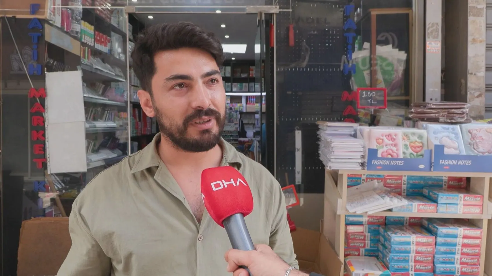 Eğitim maratonuna son dakika girişi: Veliler soluğu Eminönü'nde aldı