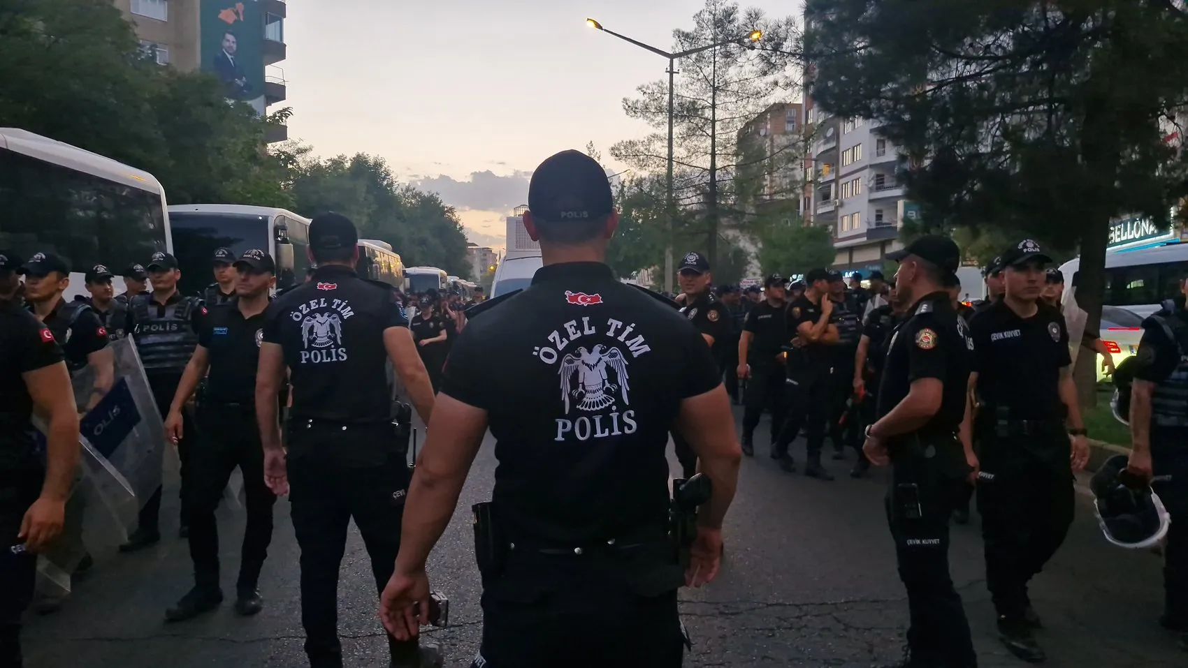Diyarbakır'da barış çağrısı: Zehirli dile karşı ortak sorumluluk vurgusu