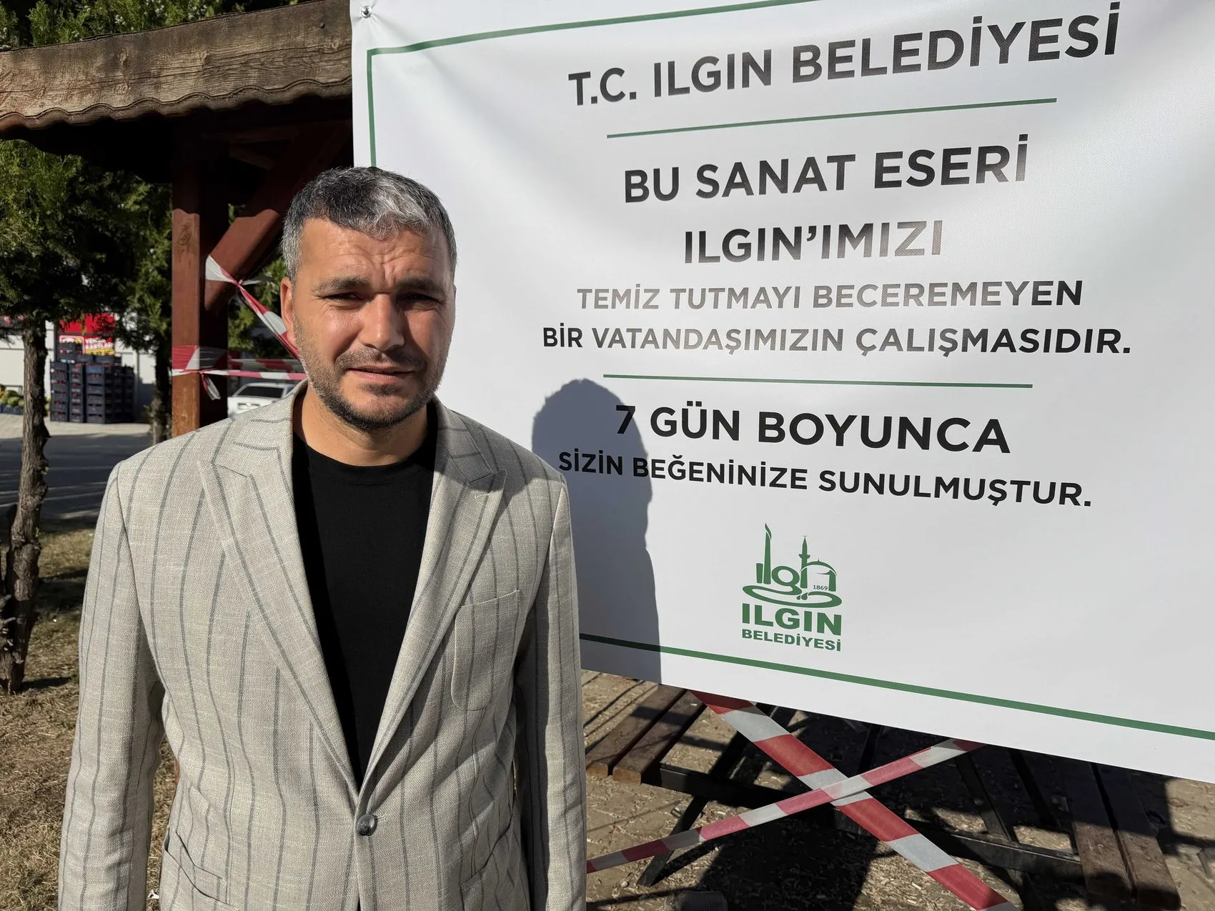 Ilgın'da çöp skandalına ironik tepki: O kameriye artık bir sanat eseri