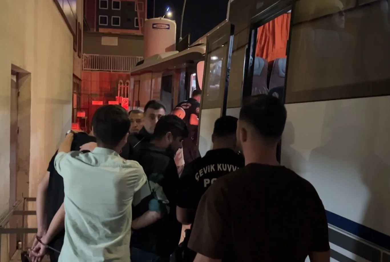 Kayseri'de Şirinler çetesine ağır darbe: Yarısı cezaevini boyladı
