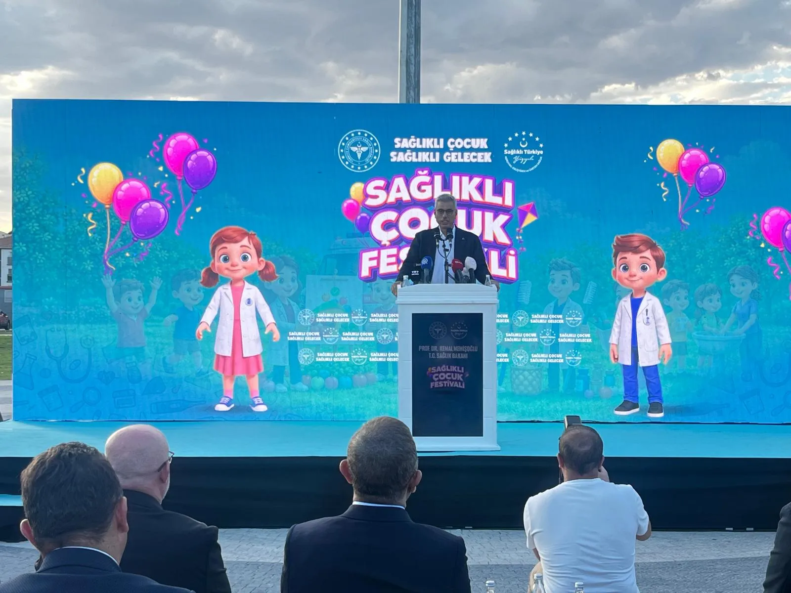 Bakan Memişoğlu'ndan çarpıcı sigara uyarısı: Her üç kişiden biri tehlike altında