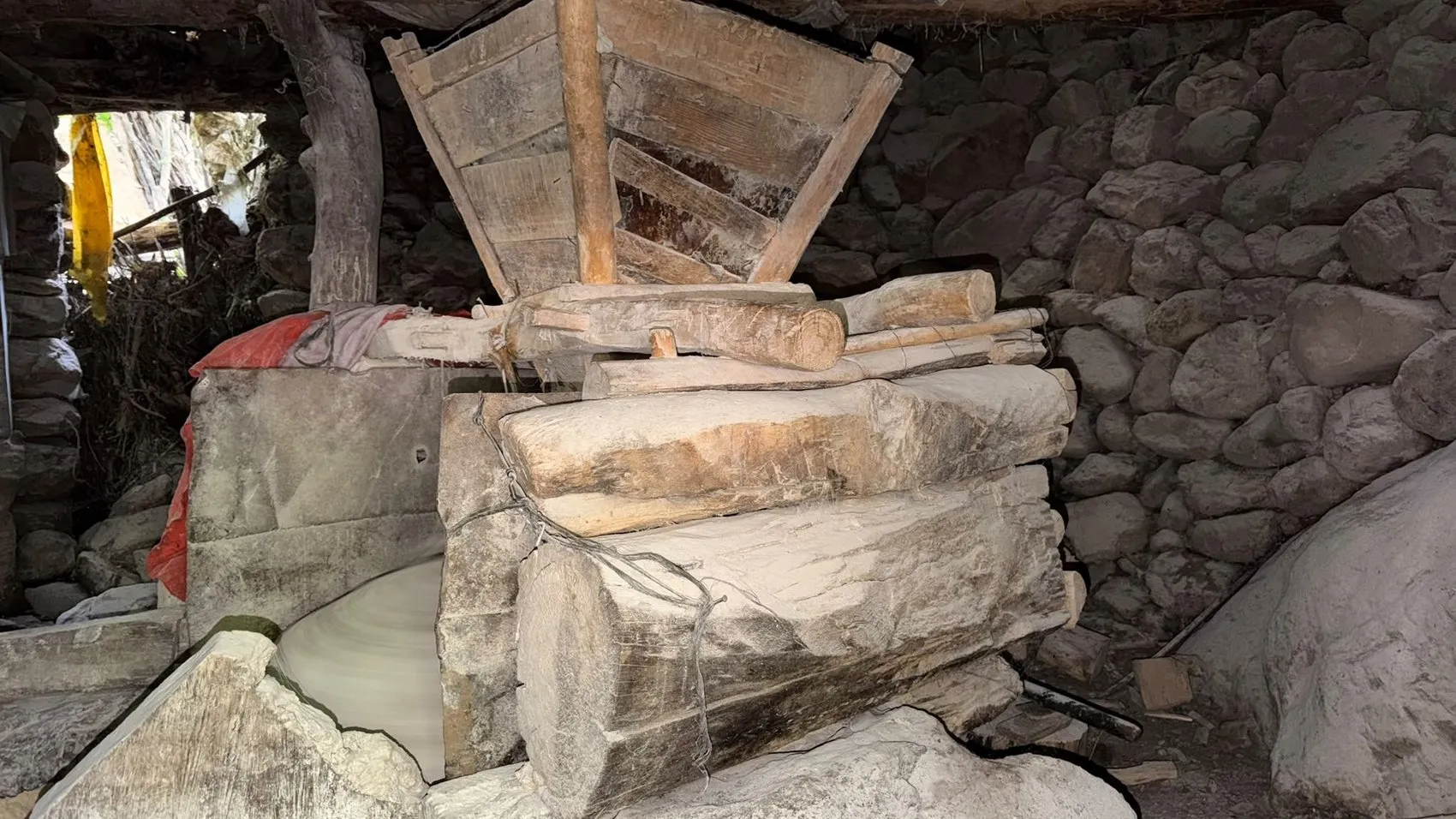 Modern Çağa İnat Asırlık Çarklar Dönüyor: Bir Ailenin Dede Yadigarı Mücadelesi