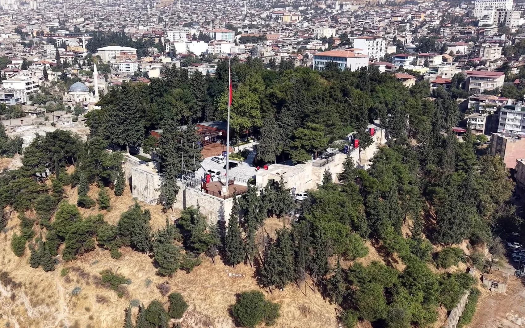 Kahramanmaraş'ın hafızası yeniden canlandı: Depremin yıktığı tarihi miras ayağa kaldırıldı