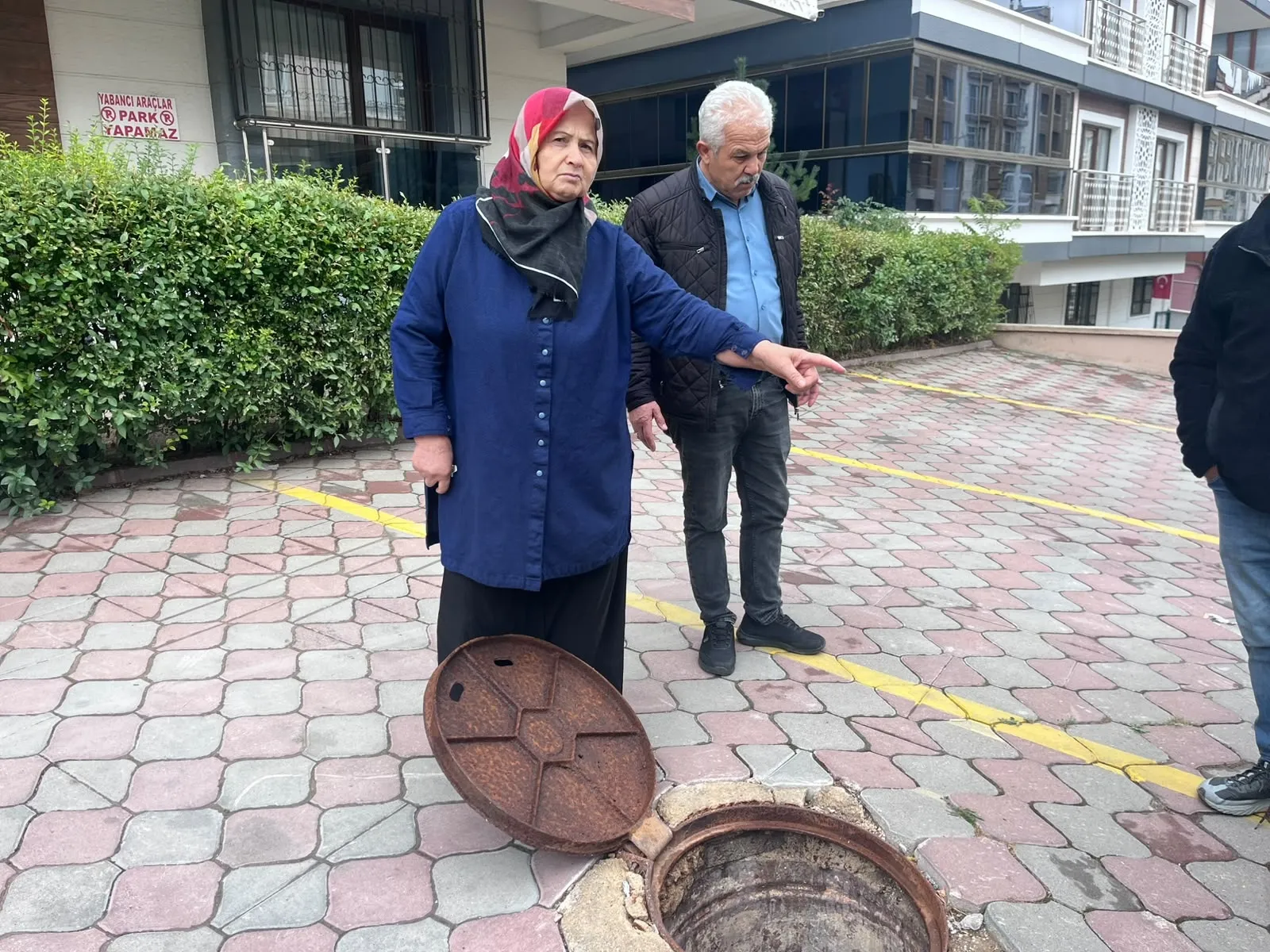 Keçiören'de Kabus Bitmiyor: Altyapı Çalışması Sonrası Rögar Taştı, Evleri Su Bastı