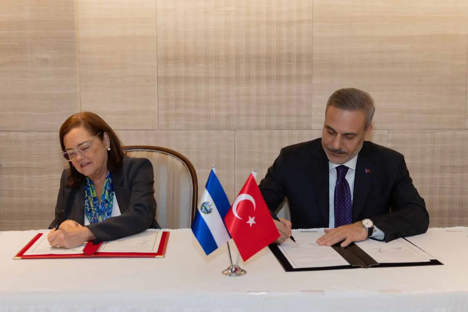 New York'ta kritik imza: Türkiye ile El Salvador arasında yeni dönem