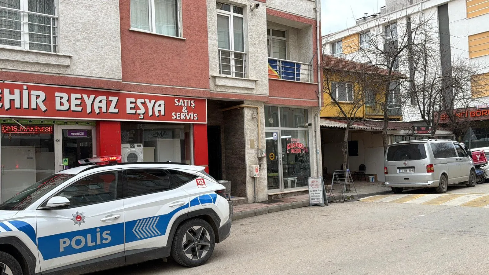 Eskişehir'deki cinayet davasında şok savunma: Annemi korumak isterken oldu