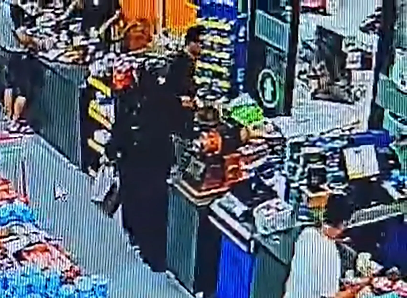 Düğün hırsızlığından ATM dolandırıcılığına: Adana'daki seri şüphelinin son durağı market oldu