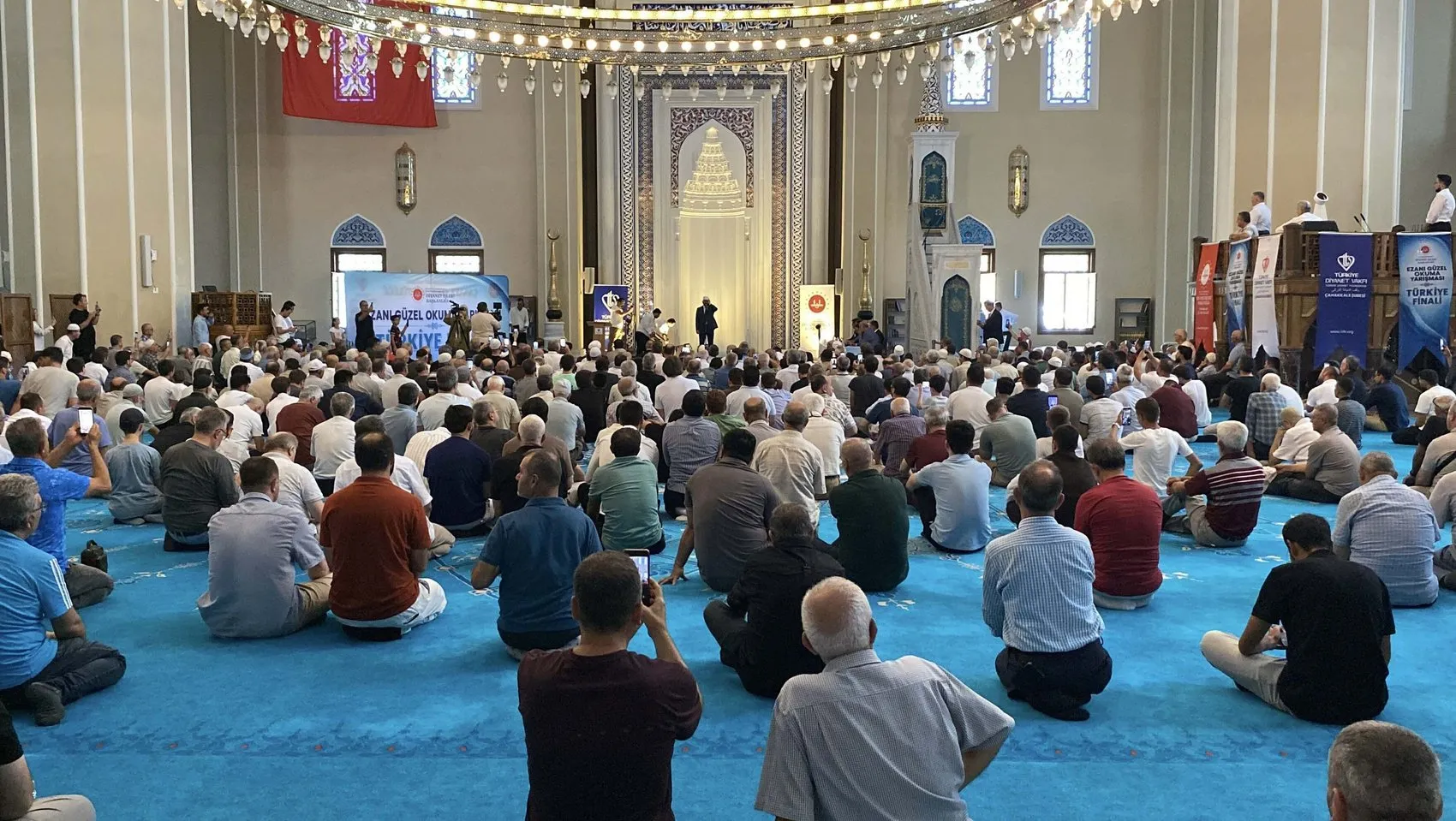 Minarelerden Yükselen En Güzel Seda Çanakkale'de Yarıştı: Türkiye'nin En İyi Müezzini Belli Oldu