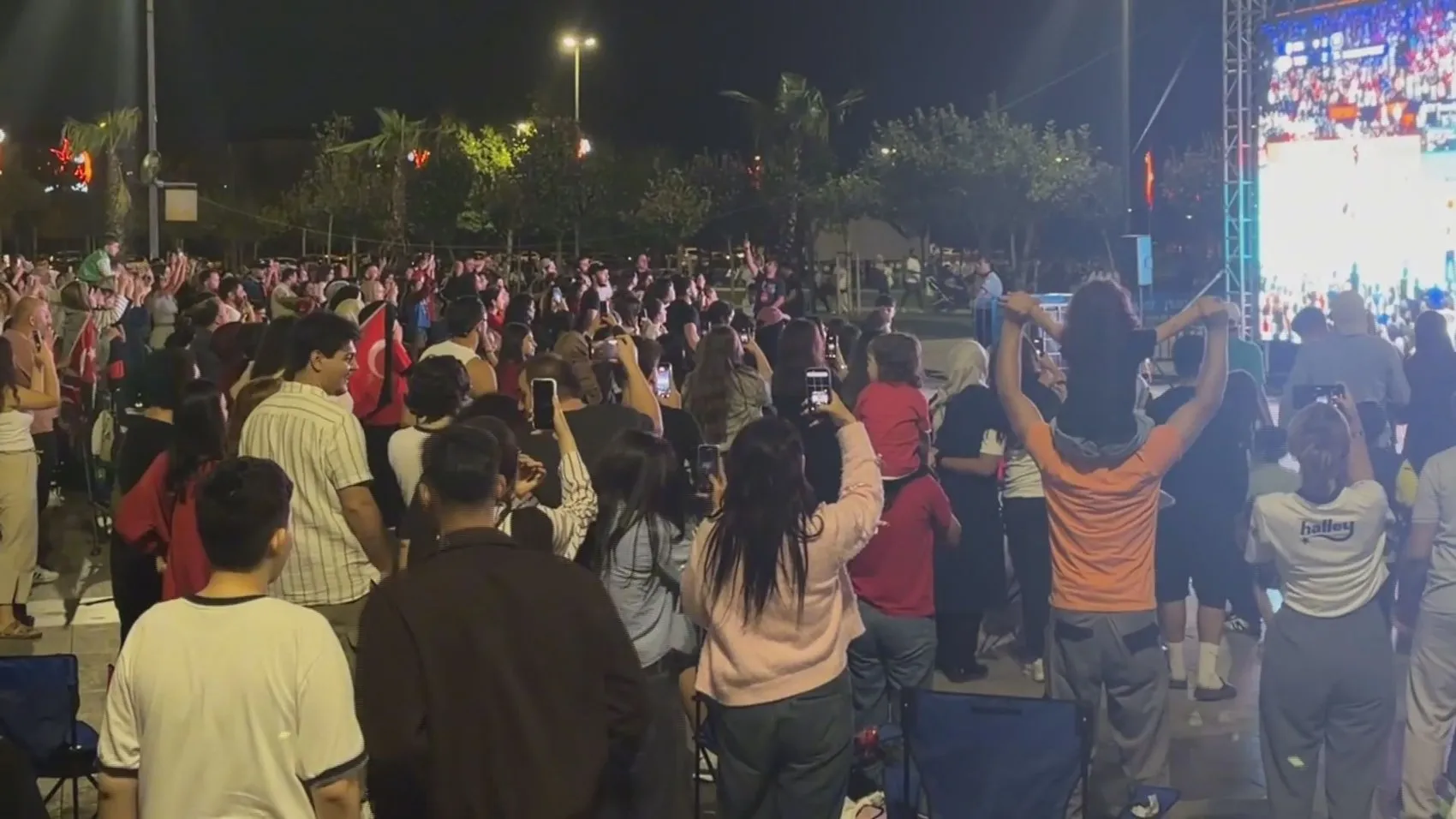 Filenin Sultanları Avrupa'nın Zirvesinde: İstanbul'da Şampiyonluk Coşkusu