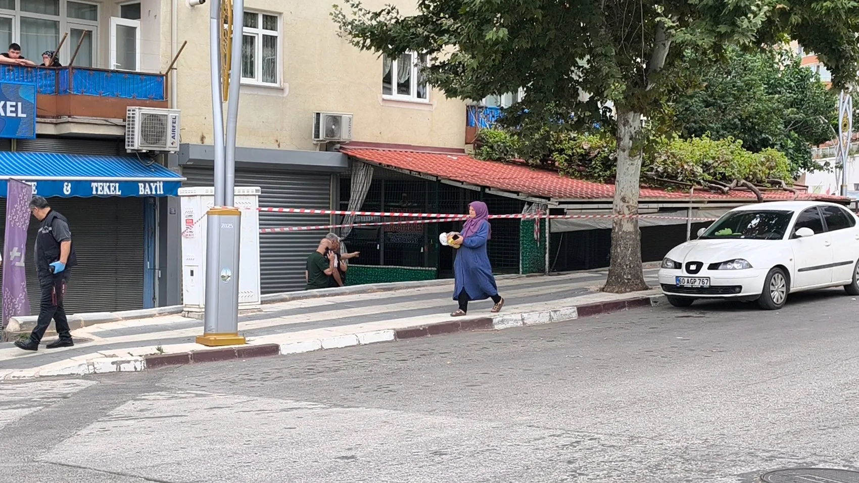 Tokat'ta akrabalar arasındaki ev kavgası kanlı bitti: Sokak ortasında silahlar konuştu