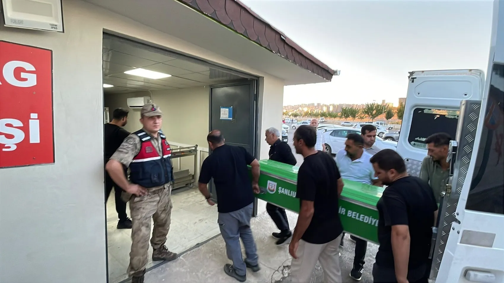 Taziye dönüşü gelen acı haber: Çerçi ailesi son yolculuklarına yan yana uğurlandı
