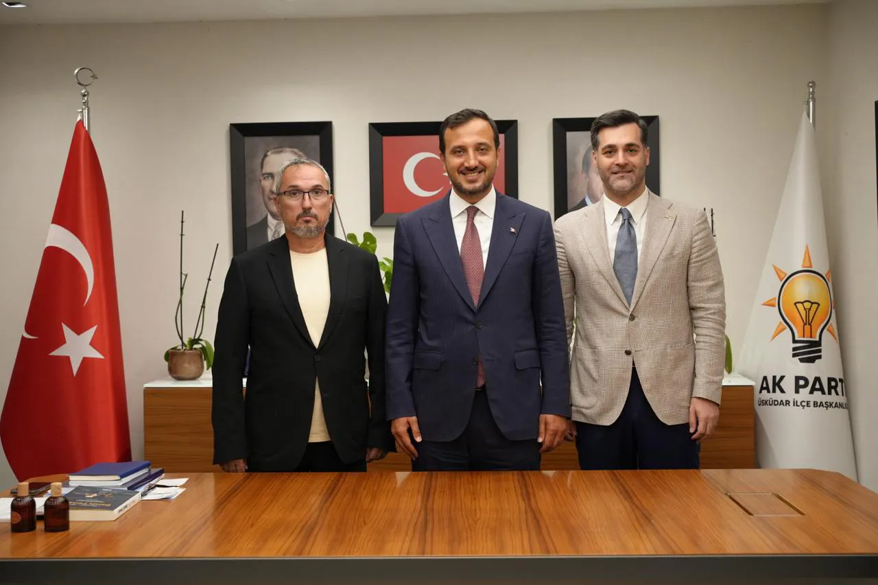 Üsküdar Belediye Meclisi'nde dengeleri değiştiren istifalar: Dört isim AK Parti saflarına katıldı