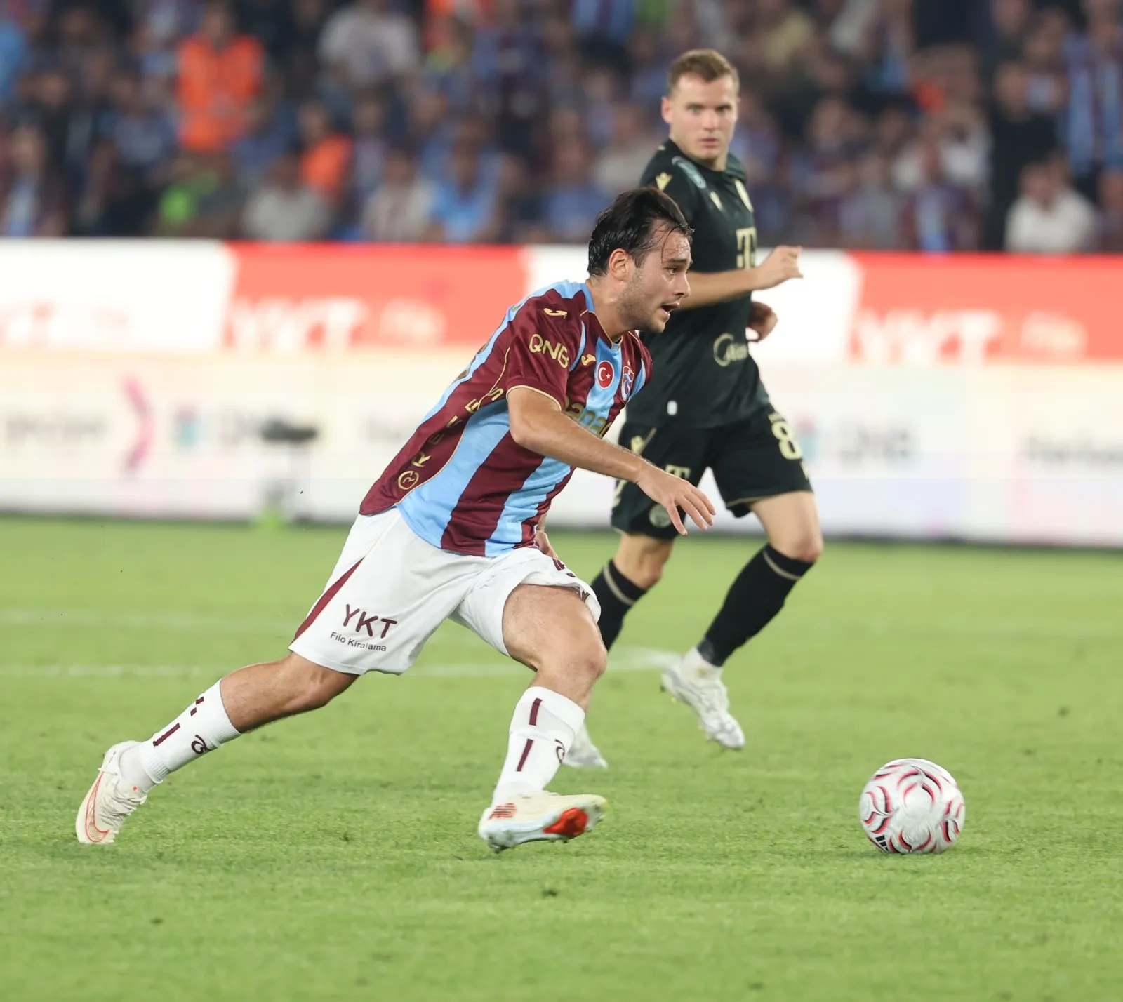 Trabzonspor'da devrim niteliğinde değişim: 15 yeni yıldız geldi, 23 isimle yollar ayrıldı
