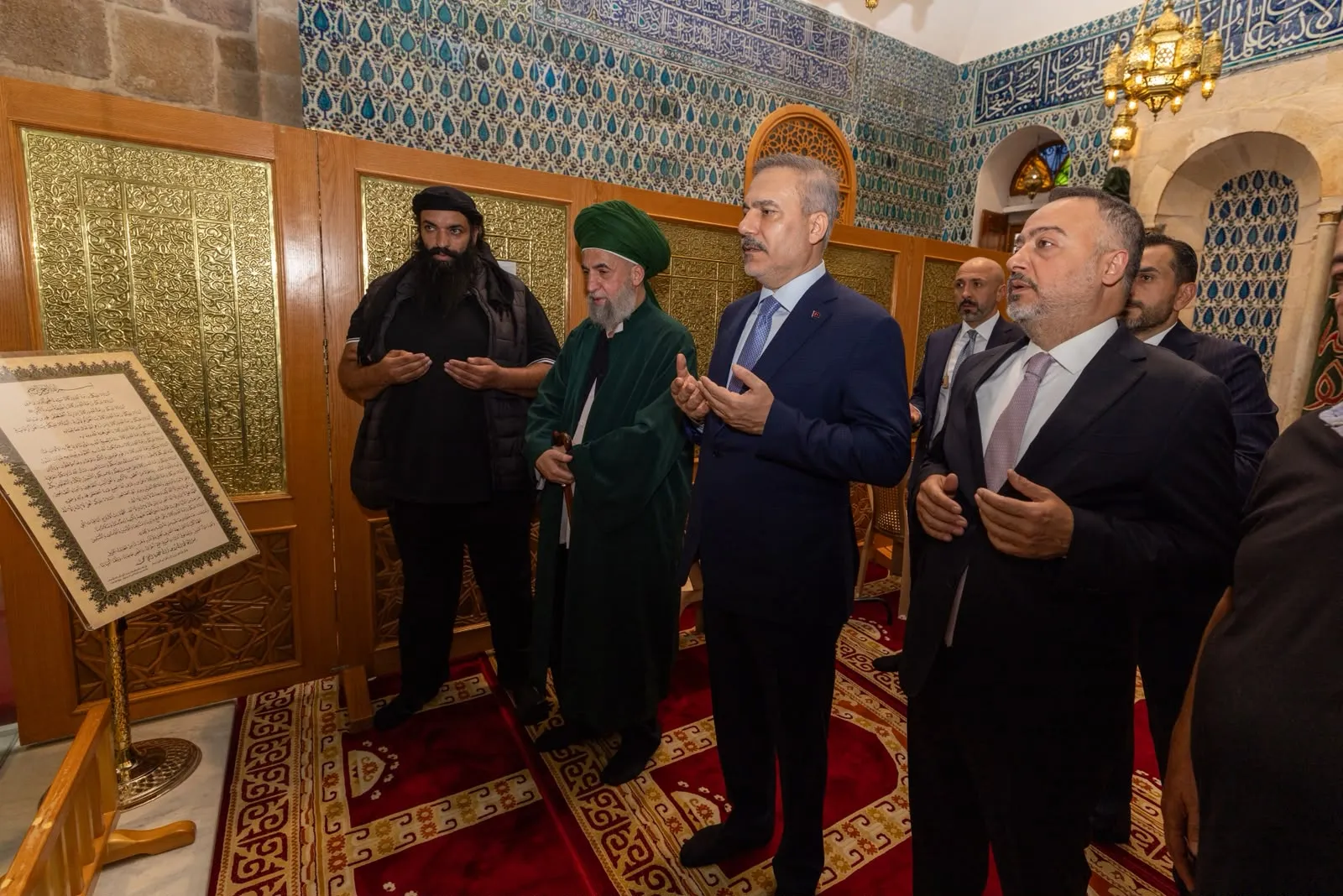Hakan Fidan'ın Suriye temaslarında manevi duraklar öne çıktı