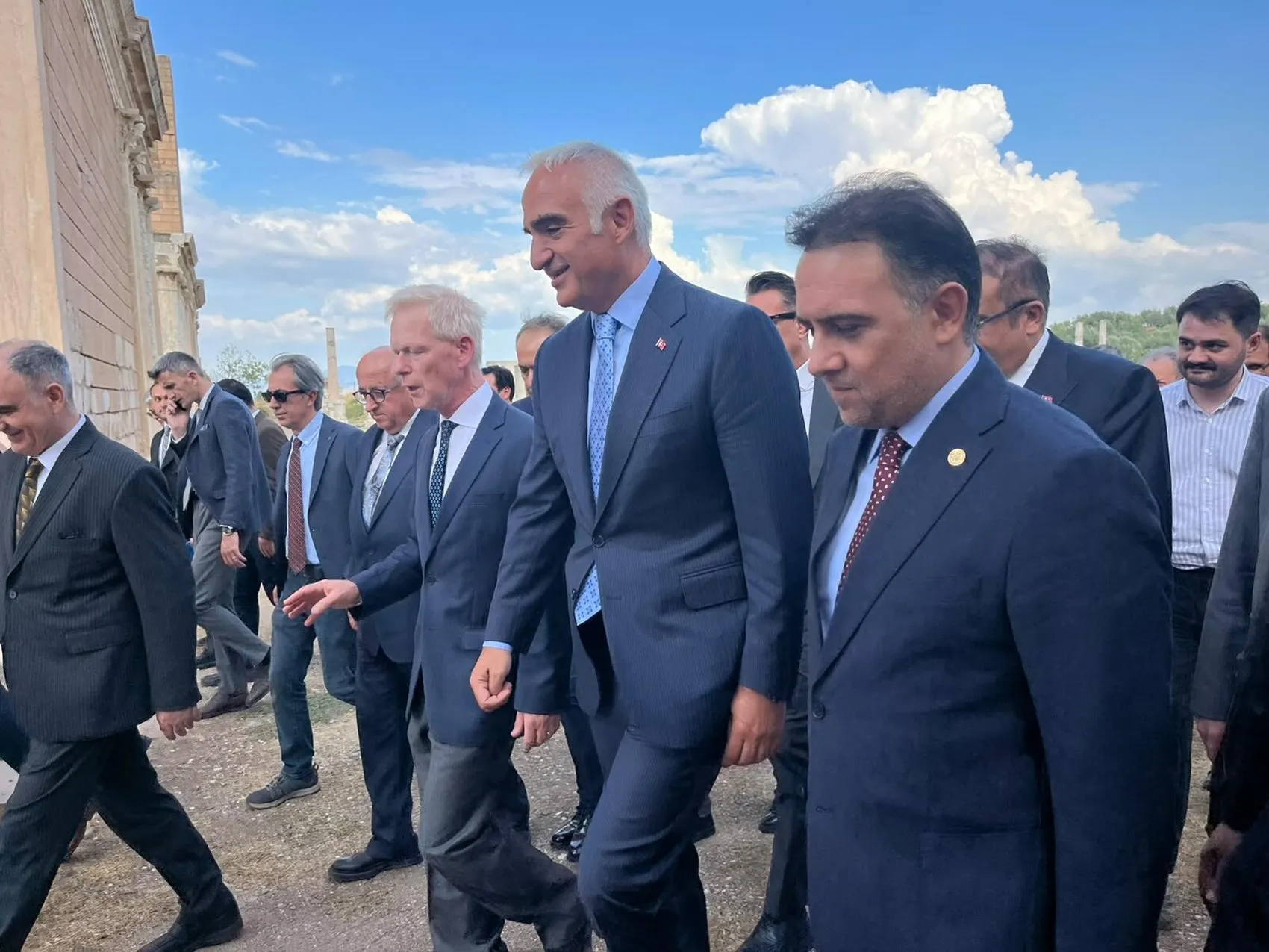 Lidya'nın kadim topraklarında teknoloji devri: Define avcılarına karşı gökyüzünden 7/24 takip