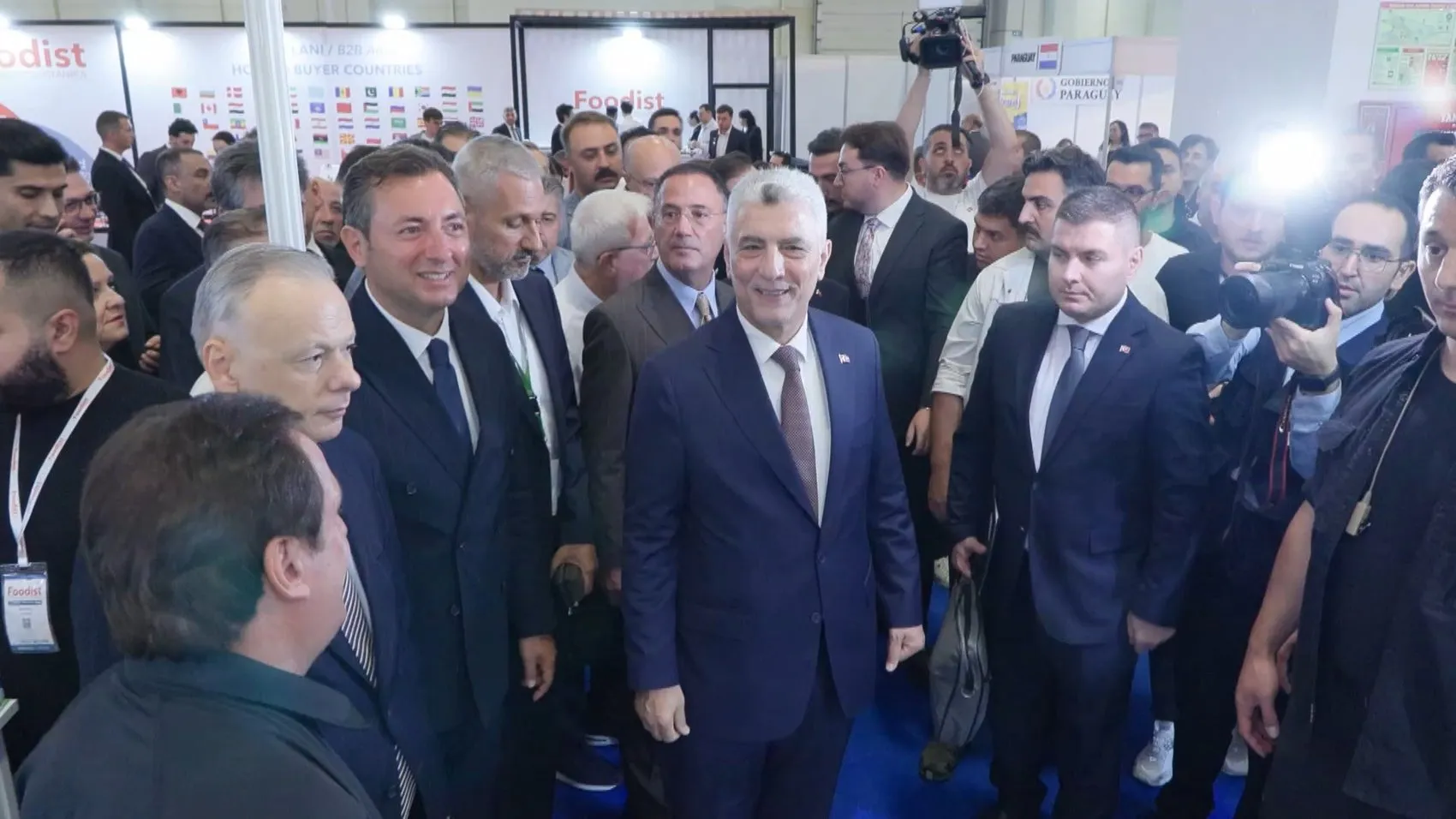 Tarım ve gıda sektörü Türkiye ekonomisinin lokomotifi oldu: Bakan Bolat'tan büyüme vurgusu