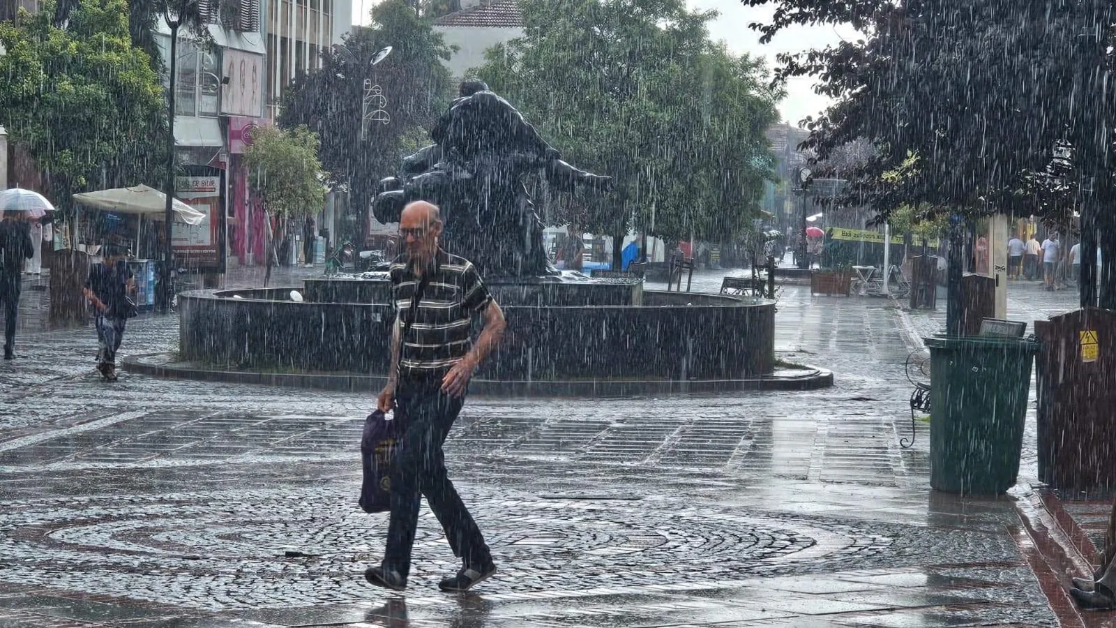Marmara'da alarm zilleri çalıyor: Meteoroloji'den kritik sağanak uyarısı