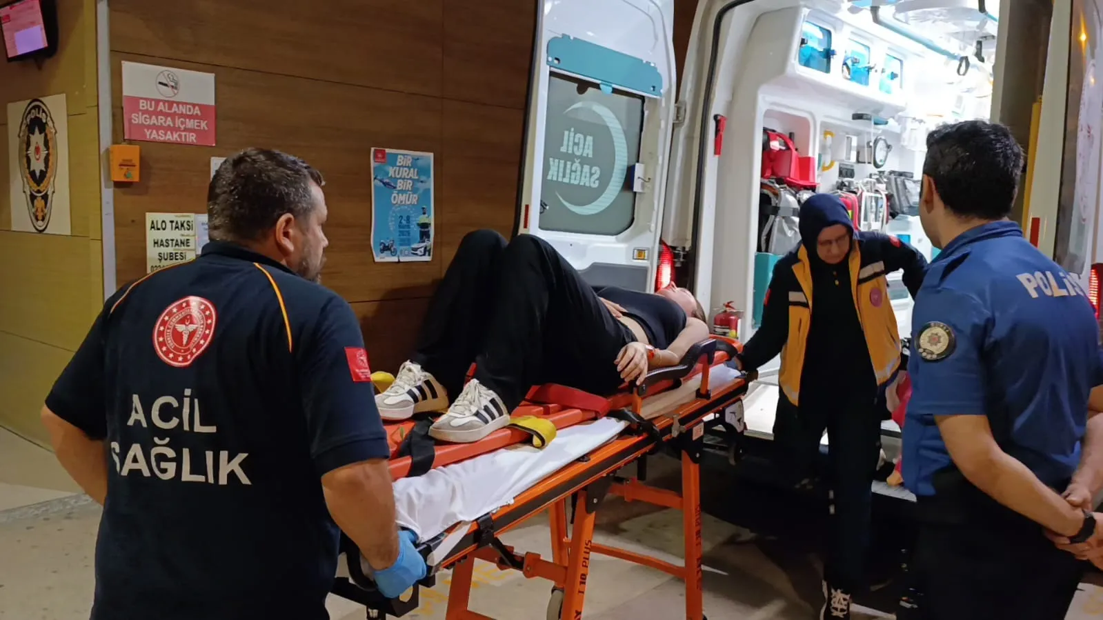 İnegöl'de gece yarısı dehşeti: Takla atan otomobilden sağ çıktılar