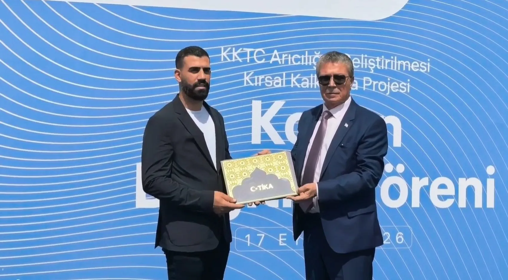 Kıbrıs'ta arıcılıkta yeni dönem: Bin modern kovan üreticiyle buluştu