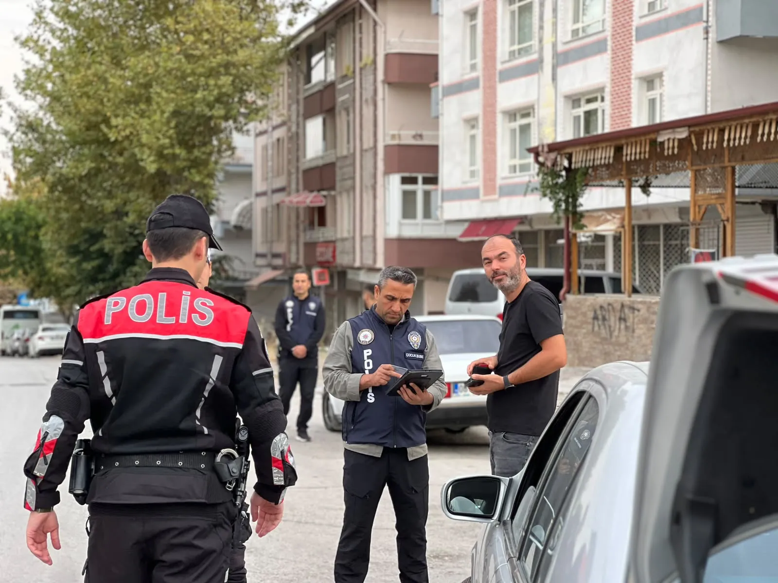 Başkentte eğitim mesaisi: Emniyetten öğrencilere tam koruma kalkanı