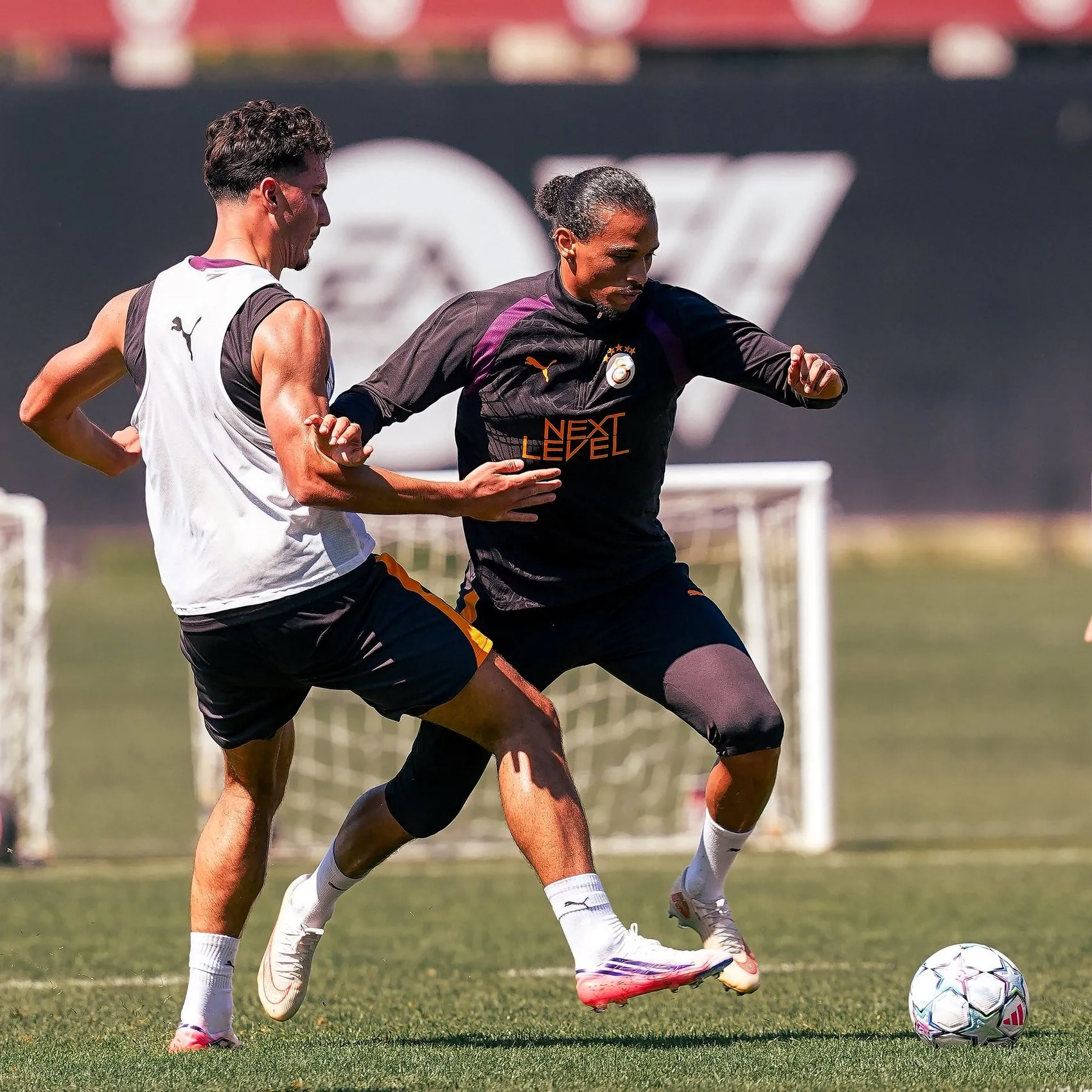 Galatasaray'da gözler yeni transferde: Bitshiabu ilk sınavını verdi