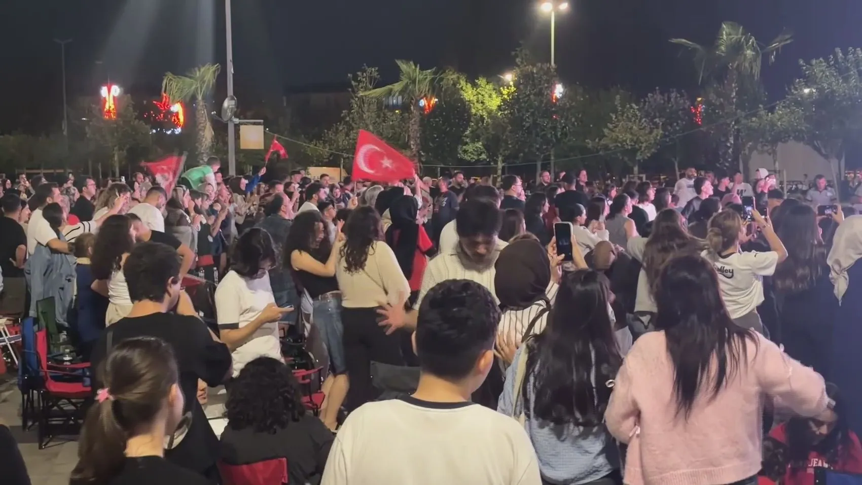 Filenin Sultanları Avrupa'nın Zirvesinde: İstanbul'da Şampiyonluk Coşkusu