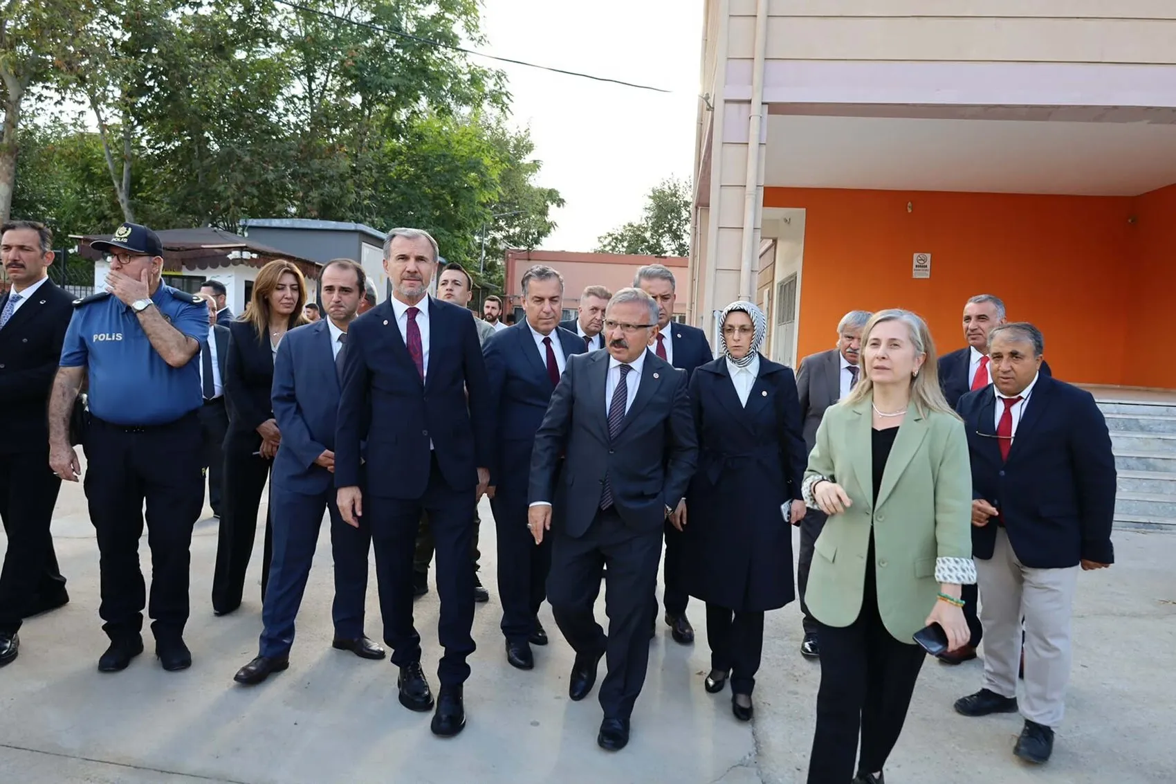 Turgutlu'daki okul saldırısında sevindiren haber: Yoğun bakımdaki öğrencilerin hayati tehlikesi kalmadı