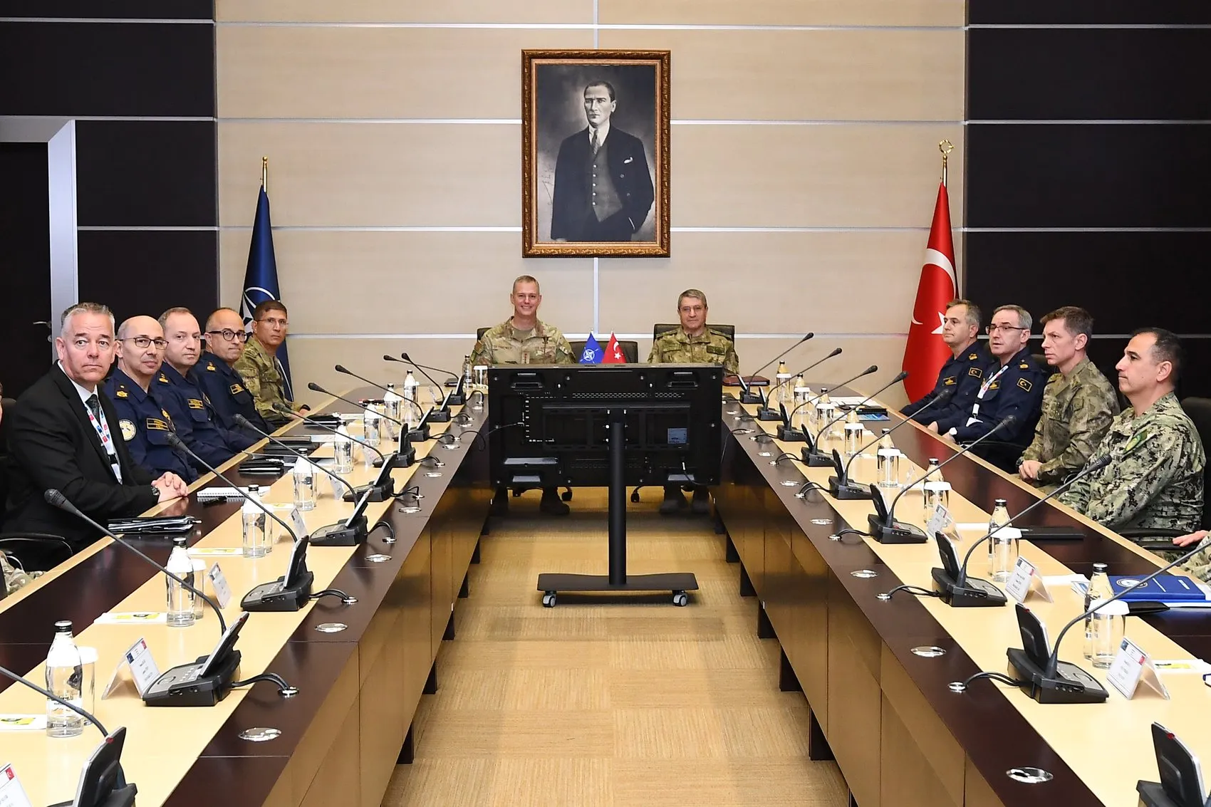 Ankara'da Kritik Zirve: NATO'nun Üst Düzey İsmiyle Stratejik Temas