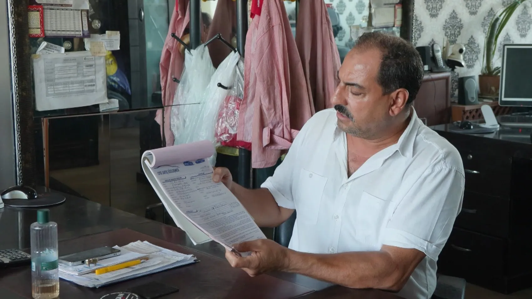 Hoca lakaplı şahıs hakkında şok iddialar: Köylünün hayvanından oto galericinin aracına uzanan devasa vurgun ağı