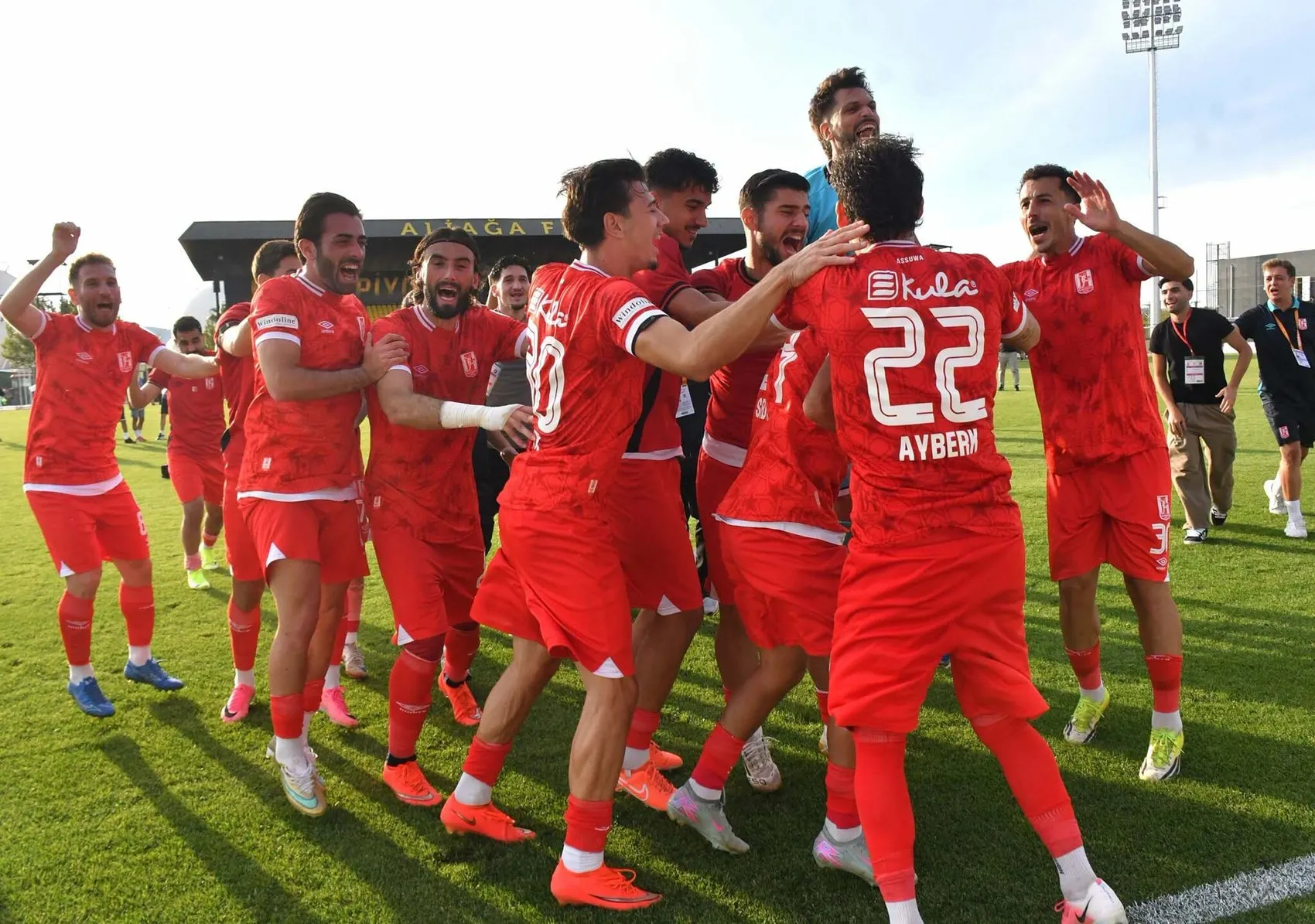 Balıkesirspor fırtınası dinmiyor: Rakiplerine gol yağdırdılar