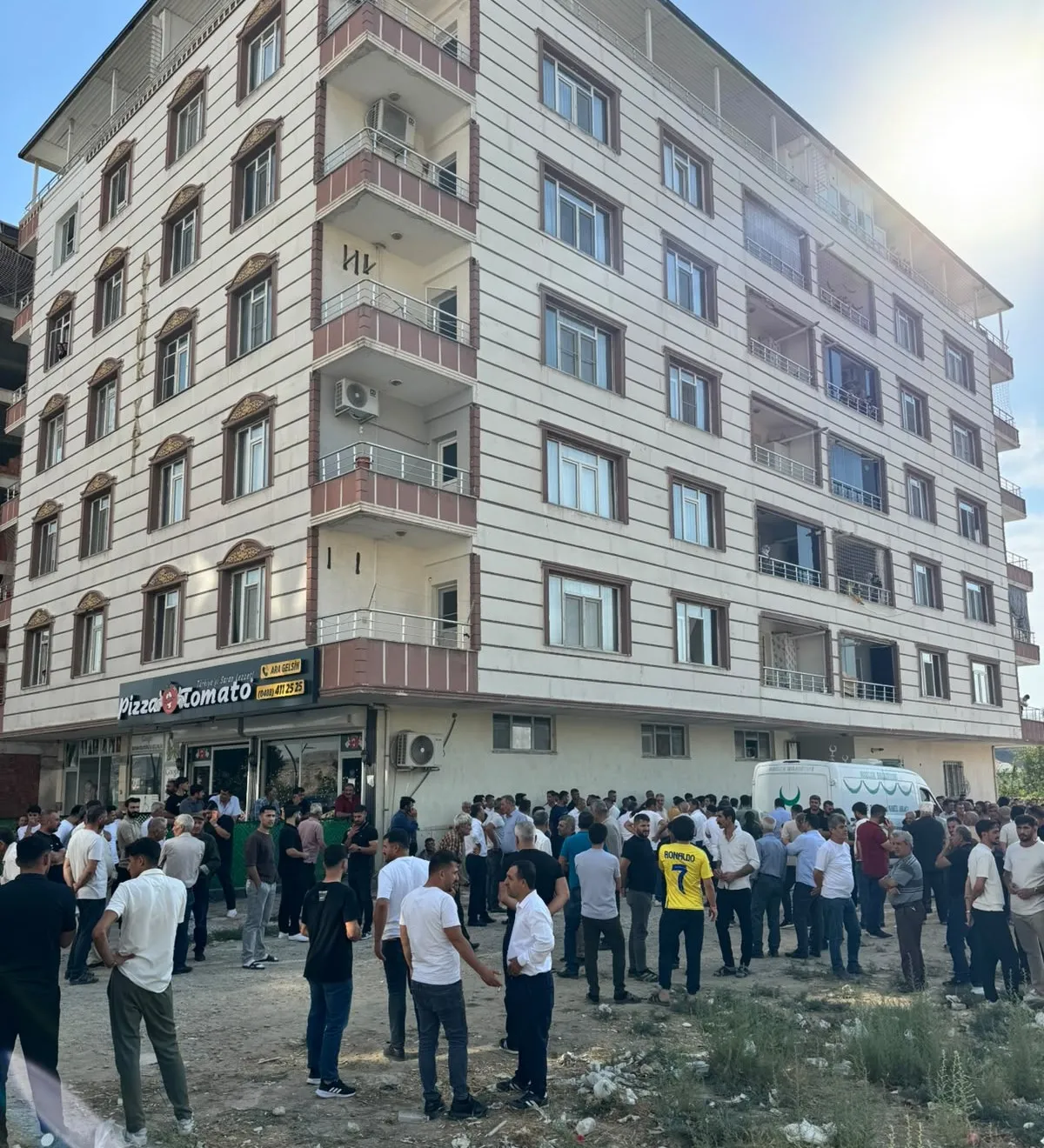 Kozluk'ta kan donduran trajedi: Bir baba ailesini yok edip yaşamına son verdi