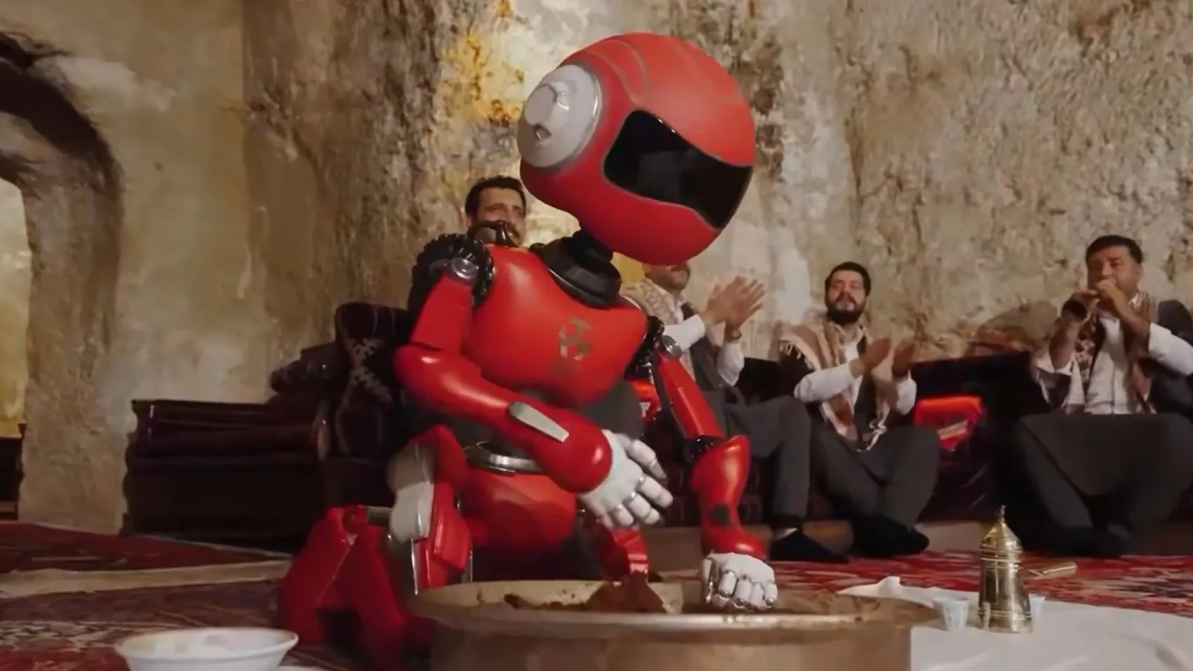 TEKNOFEST Şanlıurfa'ya robotik dokunuş: Çiğ köfte yoğuran robot sosyal medyayı salladı