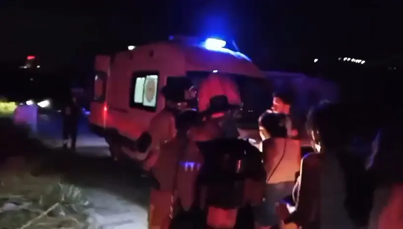 Arsuz'da korku dolu anlar: Alevlerin arasında kalan 4 kişi son anda kurtarıldı