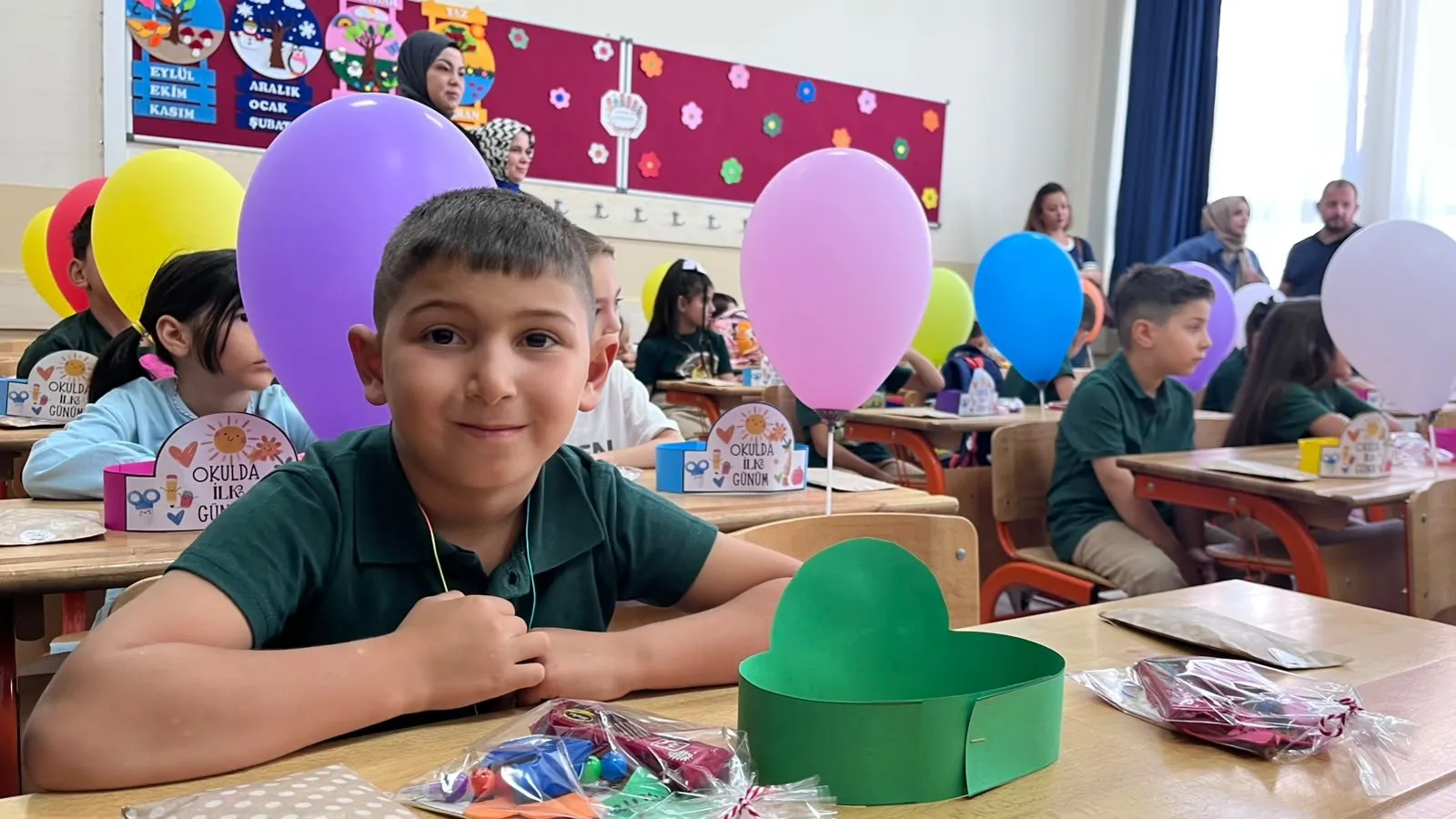 Okul sıralarında ilk heyecan: Milyonlarca öğrenci için uyum süreci start aldı