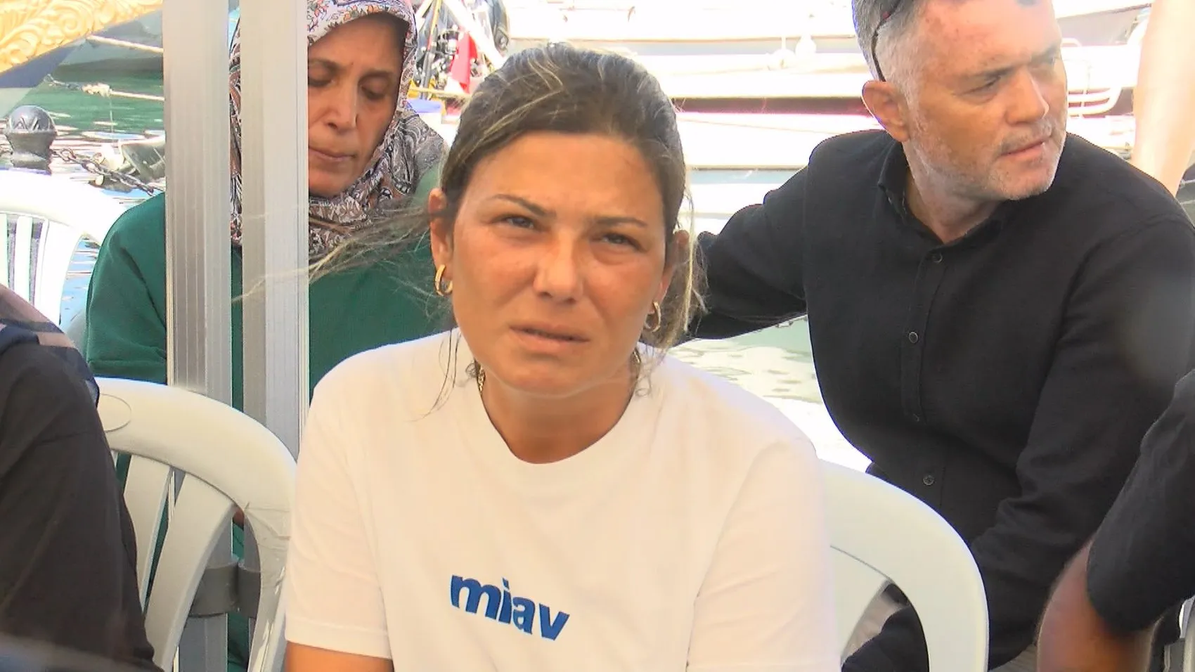 Silivri açıklarında zamana karşı yarış: Kayıp 10 denizcinin aileleri o tek umuda tutundu