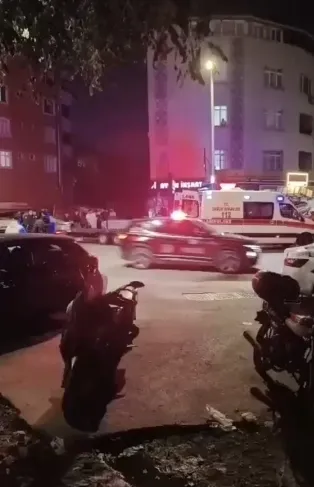 Sultangazi'de kanlı hesaplaşma: Eşinin telefon görüşmesi iddiası sokağı karıştırdı