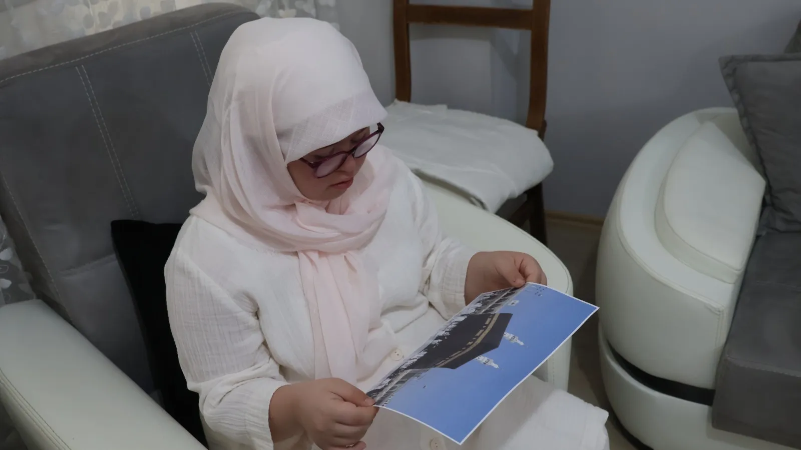 Rüyasında Kabe'yi gören Hüma'nın kutsal yolculuğu: Bir hayırseverin dokunuşuyla gelen mutluluk